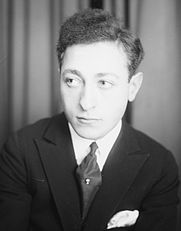 Jascha Heifetz 01.jpg